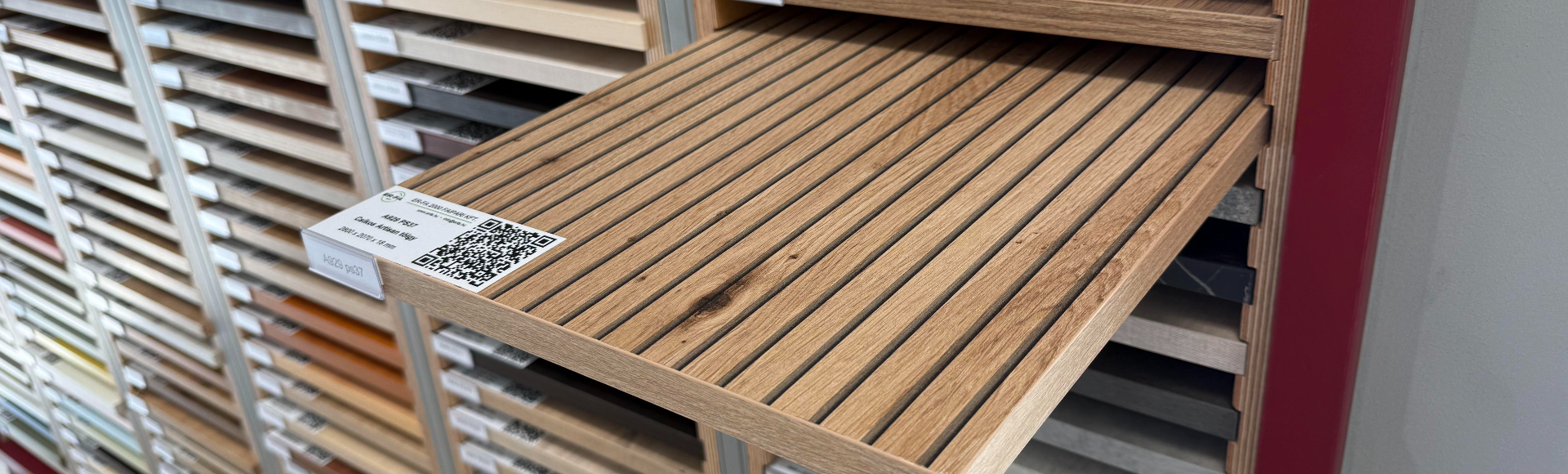 Kastamonu csíkos bútorlap